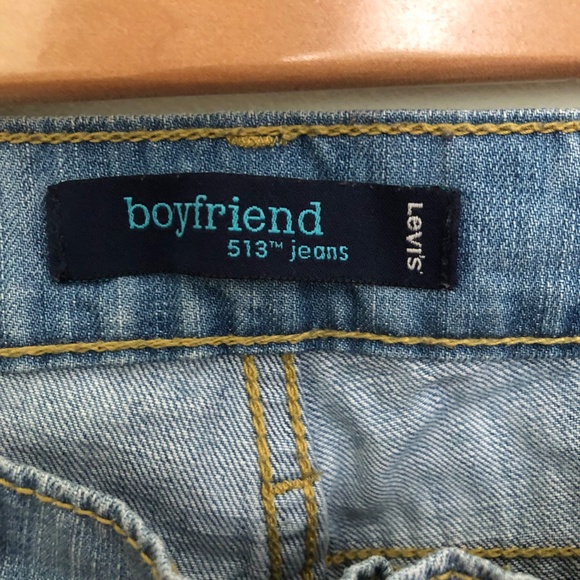 Levi 513 Boyfriend Jeans - Picture 2 of 4